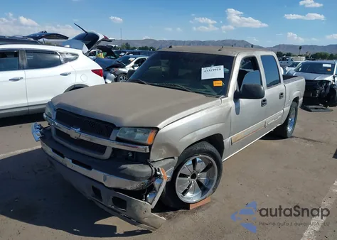 2005 Chevrolet Silverado 1500 Ls z USA, uszkodzony, nr VIN 2GCEC13T551355993